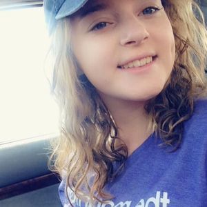 Meet your Posher, Hailey